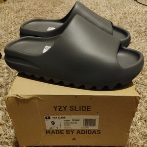 Adidas YZY Slide
